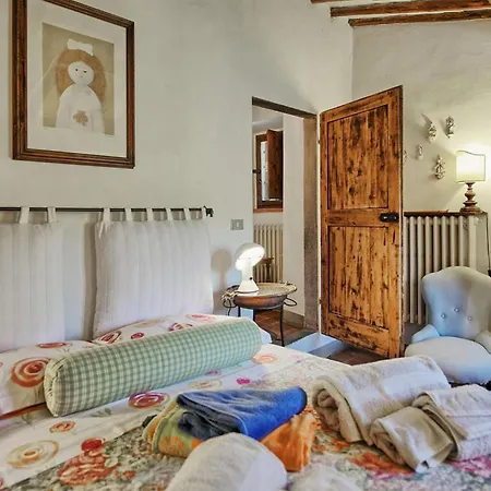 Nyaraló 3 Bedroom Cozy In